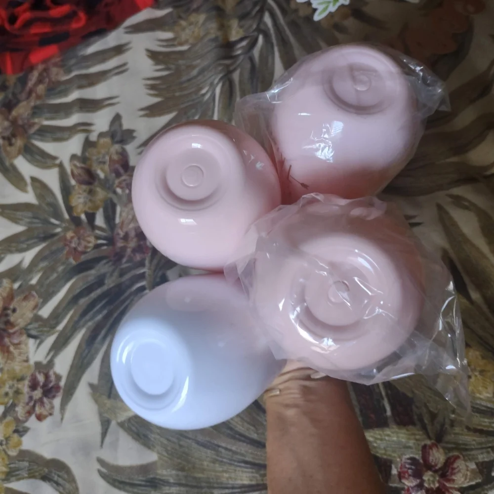 Set of Four Bride and Bride Tribe glasses - Picture 6 of 9